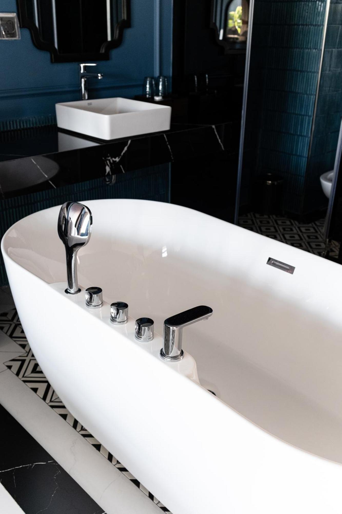 The City Boutique Hotel 边和 外观 照片
